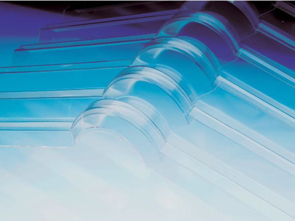 Acryl-Wellfirsthaube – f. Profil 76/18 RUND und TRAPEZ - farblos